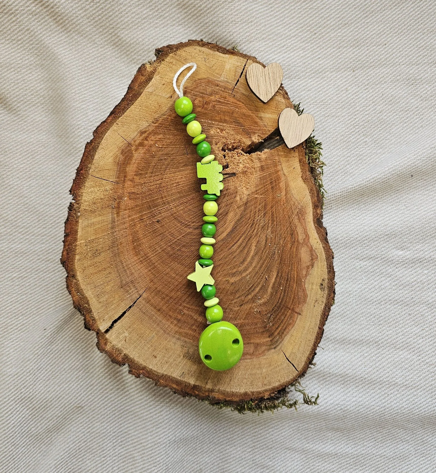 Bastelset Schnullerkette Grün III — Kiki-Ena Bastelmaterial Naturholz