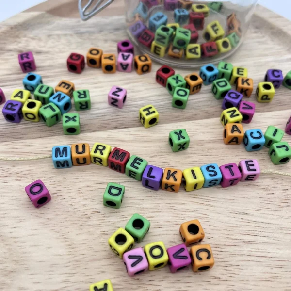 Buchstabenwürfel-Mix Kunststoff • 7mm • bunt • 25g — Kiki-Ena Bastelmaterial Naturholz Buchstabenwürfel-Mix Kunststoff • 7mm • bunt • 25g — Kiki-Ena Bastelmaterial Naturholz