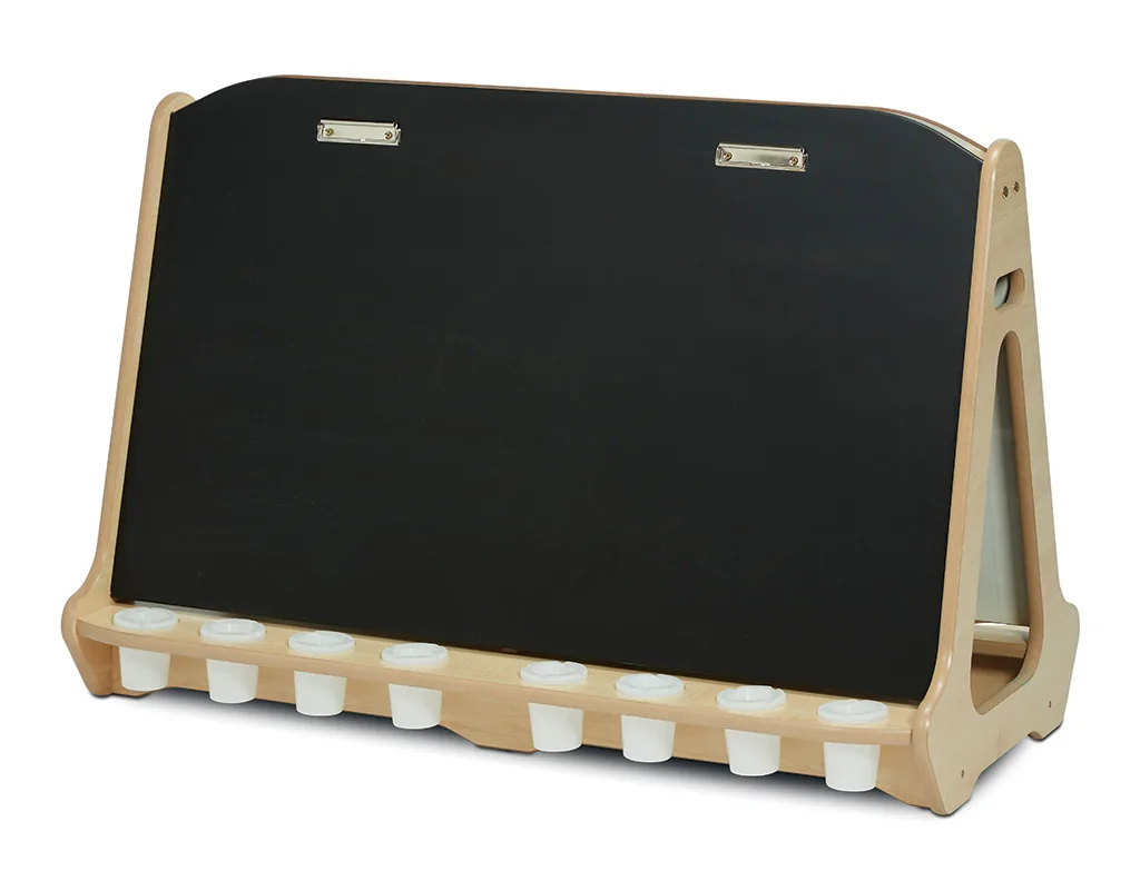 Doppelseitige 4-Stationen-Kreide-/Whiteboard-Staffelei — Millhouse Lernspielzeug Schule