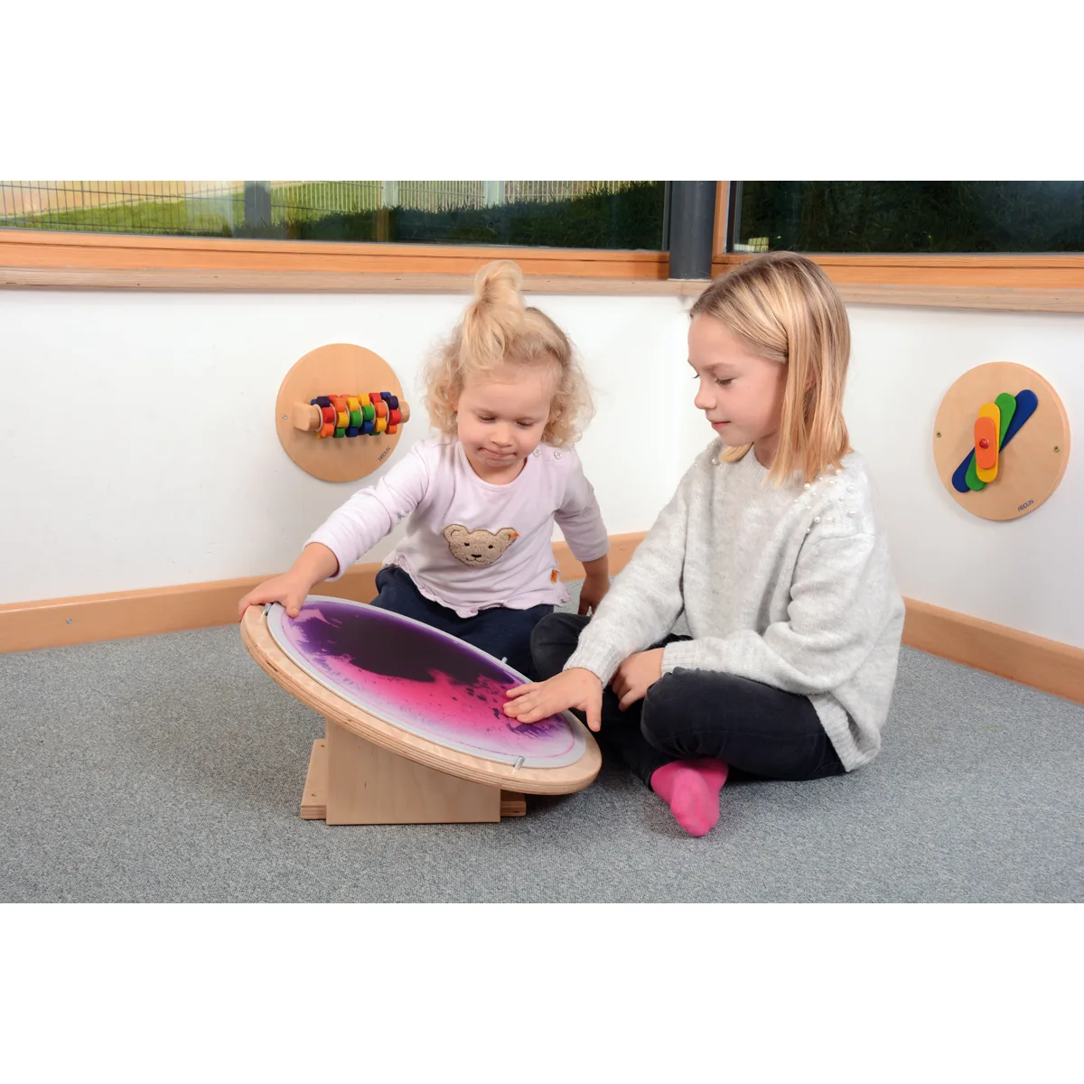 Dreheinrichtung Tisch/Wand für runde Faszinationsmatten — Eduplay padagogisches Spielzeug Kita Dreheinrichtung Tisch/Wand für runde Faszinationsmatten — Eduplay padagogisches Spielzeug Kita