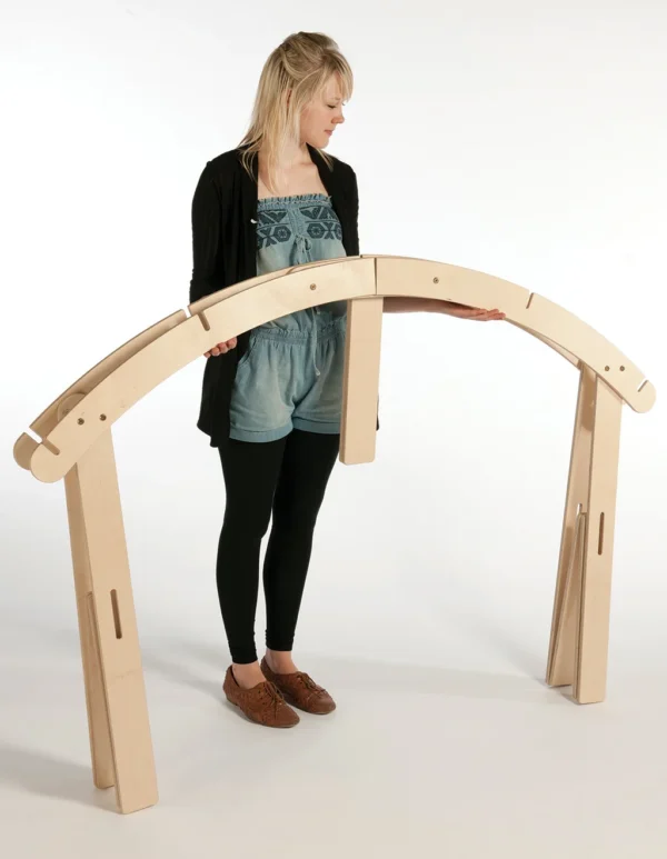 Faltbares Spielhaus für drinnen und draußen - Millhouse Lernspielzeug Schule