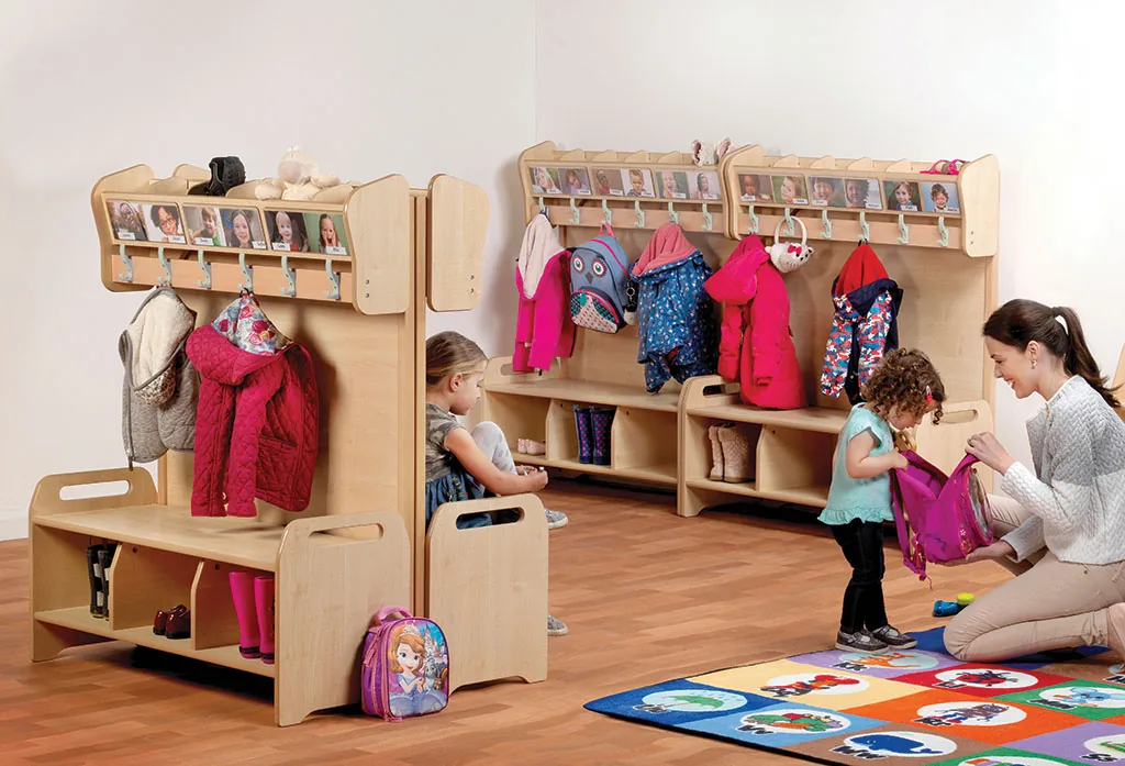 Garderobensets - 4 x freistehende Regalsysteme (4 x PT465) — Millhouse Lernspielzeug Schule