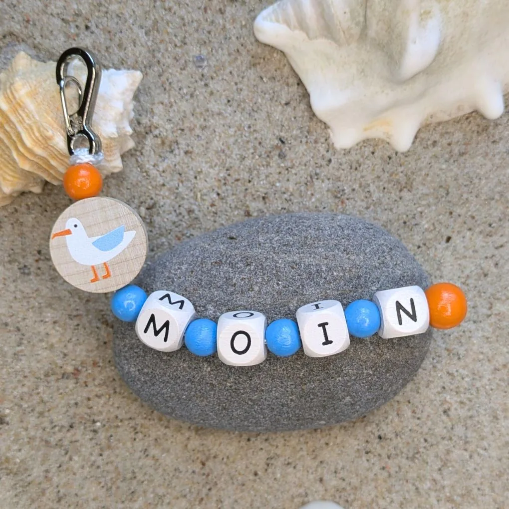 Holzperlen-Schlüsselanhänger "Moin Möwe" — Kiki-Ena Bastelmaterial Naturholz