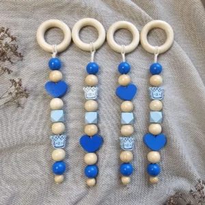 Holzperlen Spielbogen Anhänger "Krone blau" Bastelset — Kiki-Ena Bastelmaterial Naturholz Holzperlen Spielbogen Anhänger "Krone blau" Bastelset — Kiki-Ena Bastelmaterial Naturholz