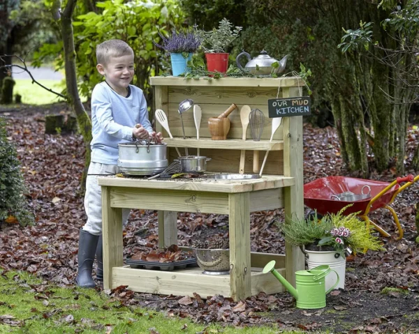 Kleine Matschküche plus Matschküchen-Set PT1143 — Millhouse Lernspielzeug Schule
