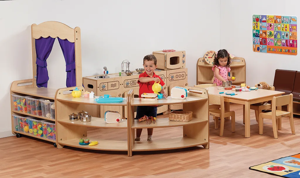 Rollenspielbereich „Zuhause & Alltag — Millhouse Lernspielzeug Schule