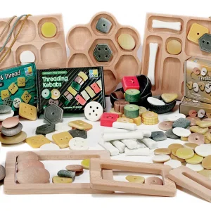 Sammlung von Einzelteilen — Millhouse Lernspielzeug Schule