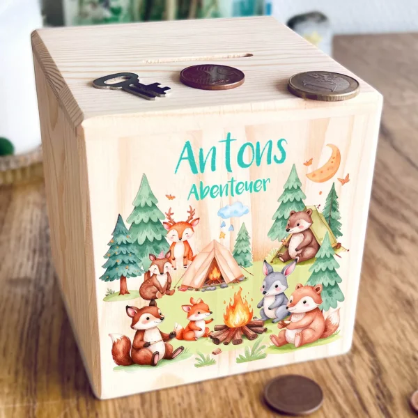 Spardose mit Namen "Abenteuer" — Kiki-Ena Bastelmaterial Naturholz