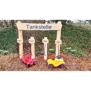 Spielelement Tankstelle Robinie — Kiki-Ena Bastelmaterial Naturholz