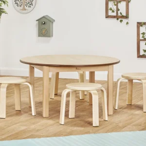 Stapelbarer Holzhocker H210mm (4er-Pack) — Millhouse Lernspielzeug Schule Stapelbarer Holzhocker H210mm (4er-Pack) — Millhouse Lernspielzeug Schule
