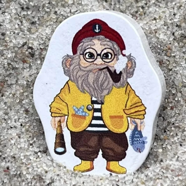 kleine Motivperle Klabautermann weiss — Kiki-Ena Bastelmaterial Naturholz