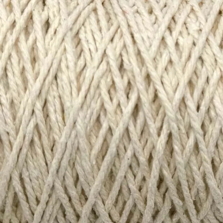 Makramee Baumwollkordel Ø 2mm  • 1 Meter natur — Kiki-Ena Bastelmaterial Naturholz