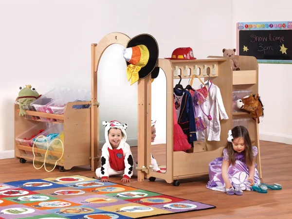 Verkleidungsbereich für Vorschulkinder — Millhouse Lernspielzeug Schule