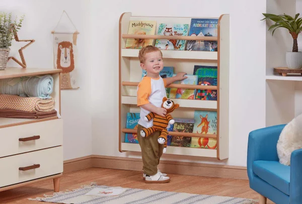 Wand Bücherregal für Kita & Kindergarten — Millhouse Lernspielzeug Schule