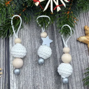 Weihnachtsanhänger Häkelperle 3er Bastelset – weiß-silber